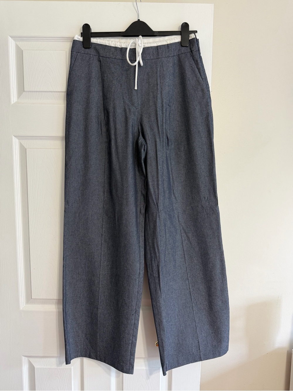 Women's ZARA Blue Straight Fit Pants - M